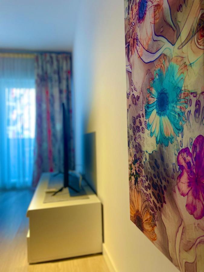 Apartment Iris 5 Minutos De La Playa, Centro De Ciudad 칼페 외부 사진